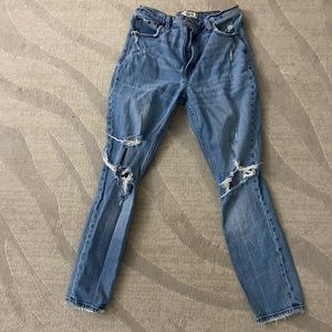 Size 28 Abercrombie the skinny high rise jean
